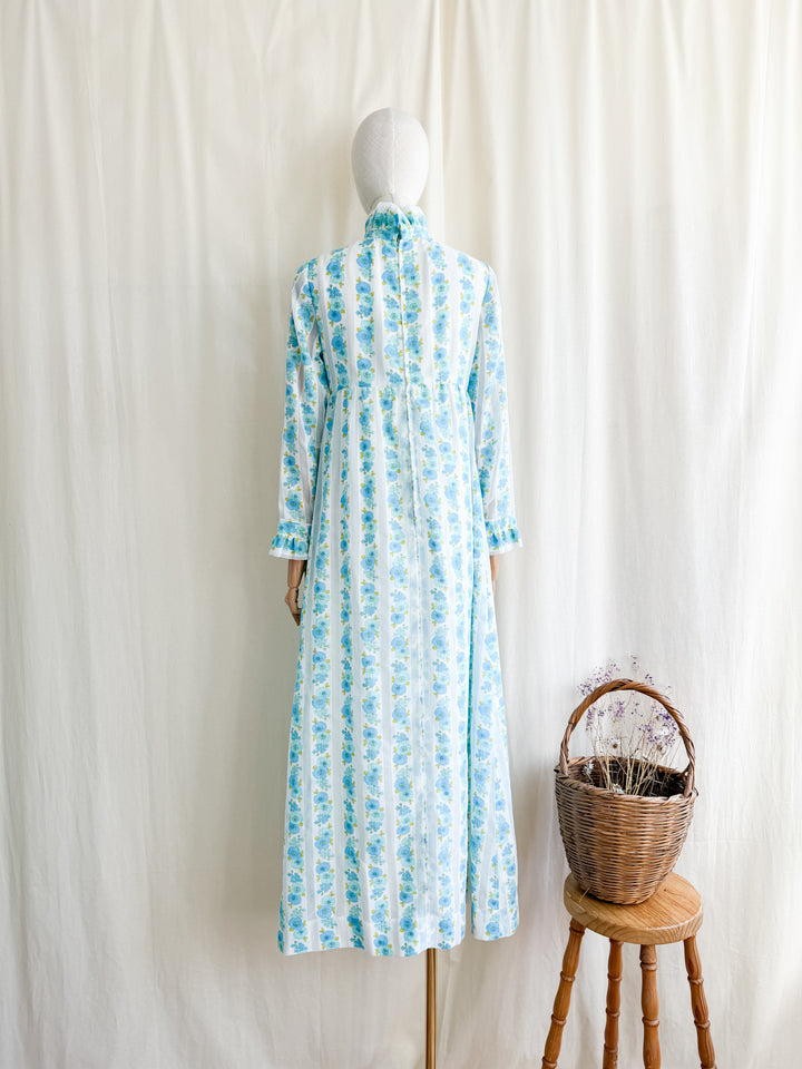 Gorgeous 70s Floral Dream Maxi Dress by Liz Williams