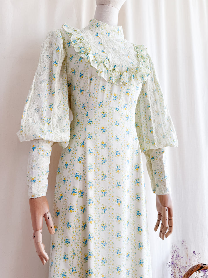 Divine 70s Spring Floral Cotton Lace Trimmed Mutton Sleeve Maxi Dress