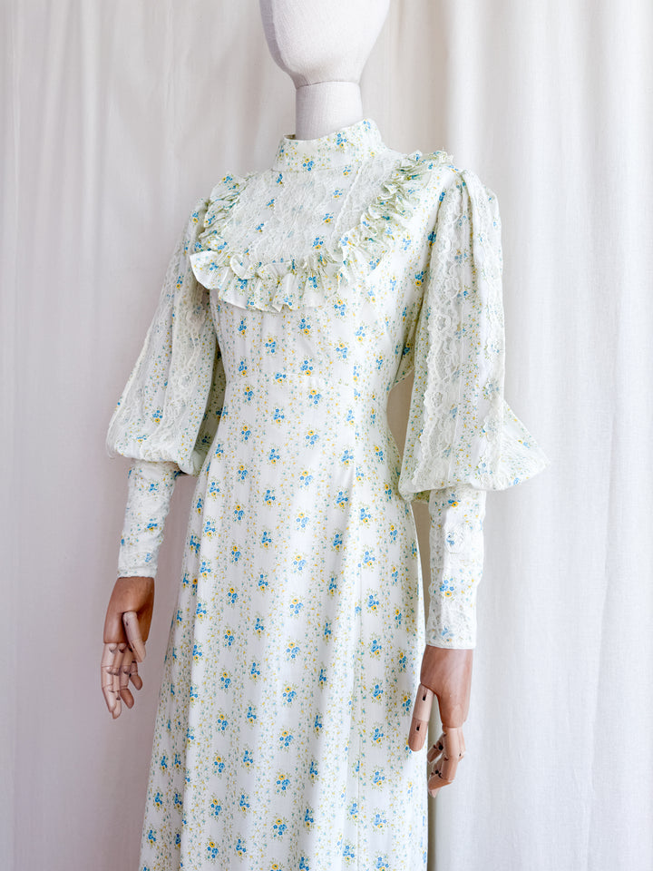 Divine 70s Spring Floral Cotton Lace Trimmed Mutton Sleeve Maxi Dress
