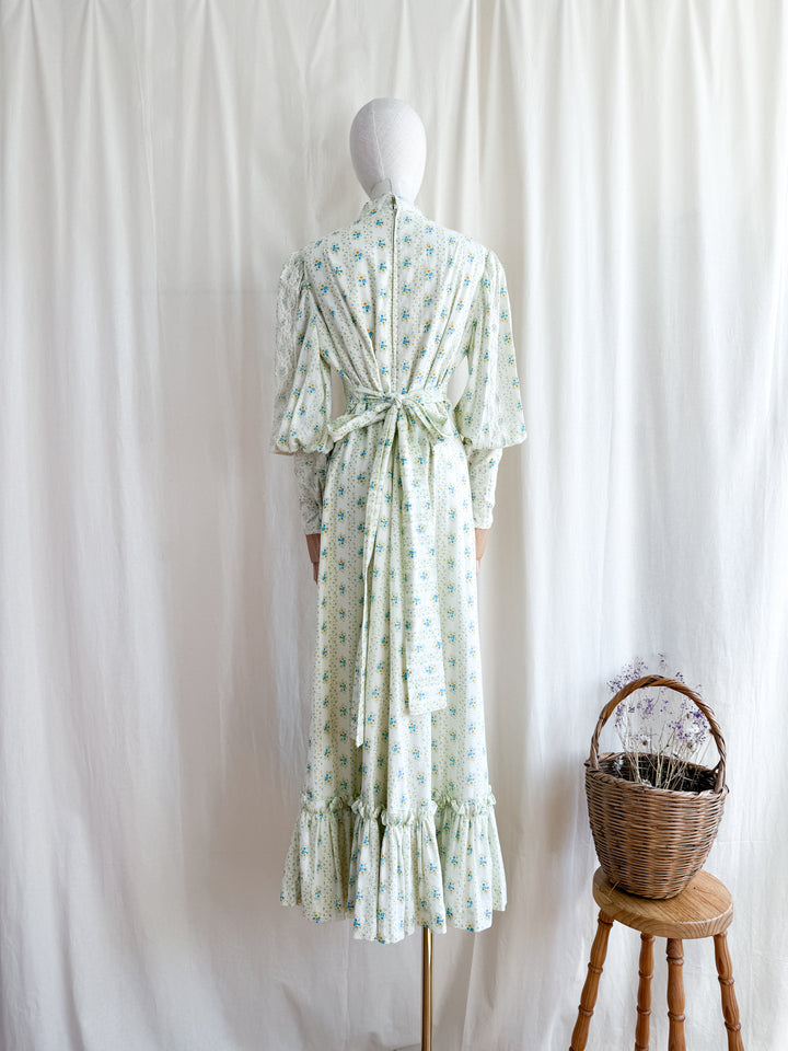 Divine 70s Spring Floral Cotton Lace Trimmed Mutton Sleeve Maxi Dress