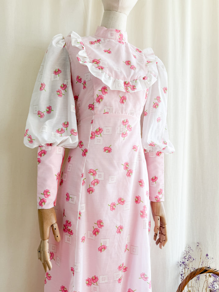 Adorable 70s Pink Floral Cotton Mutton Sleeve Maxi Dress