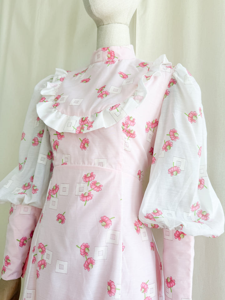 Adorable 70s Pink Floral Cotton Mutton Sleeve Maxi Dress