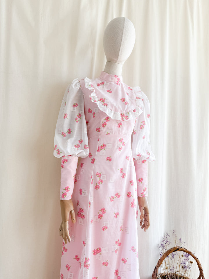 Adorable 70s Pink Floral Cotton Mutton Sleeve Maxi Dress