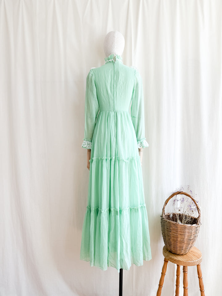 Breathtaking 70s Soft Green Lace Trimmed Ethereal Cotton Maxi Dress