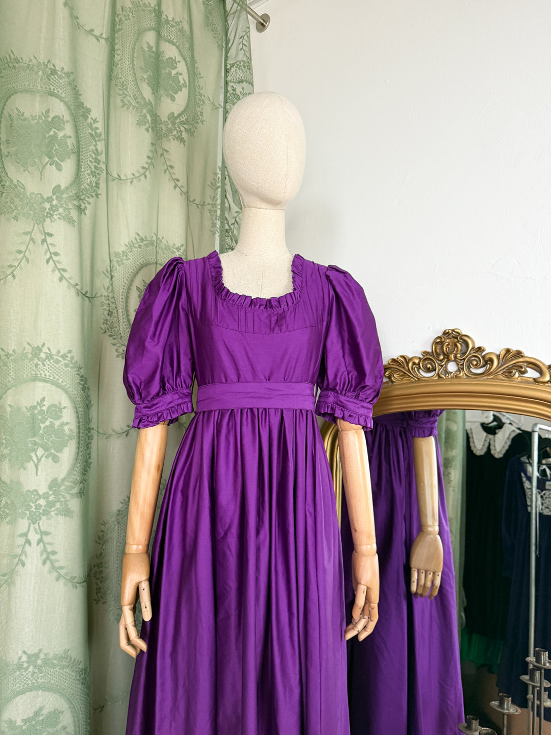 AMETHYST ~ HOLY GRAIL RARE LATE 1970S LAURA ASHLEY PURPLE COTTON SATEEN REGENCY MAXI DRESS