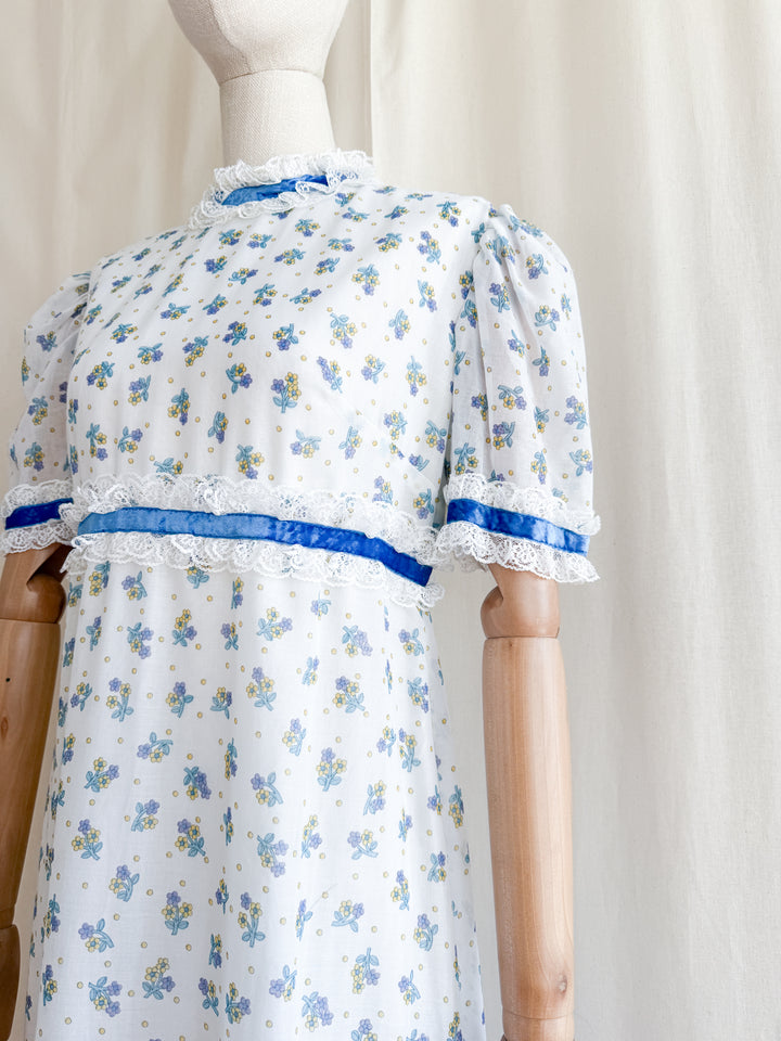 Lovely 70s Floral Cotton Lace Trimmed Maxi Dress