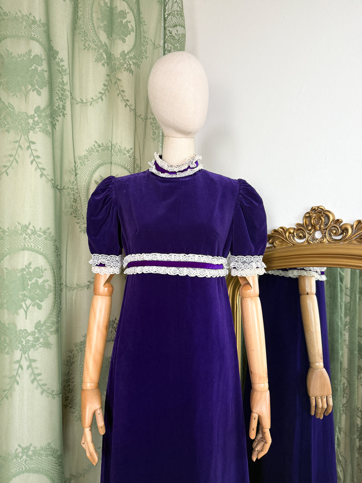 SABRINA ~ ADORABLE HAUNTING LATE 1960S JOHN CHARLES PURPLE VELVET MAXI DRESS