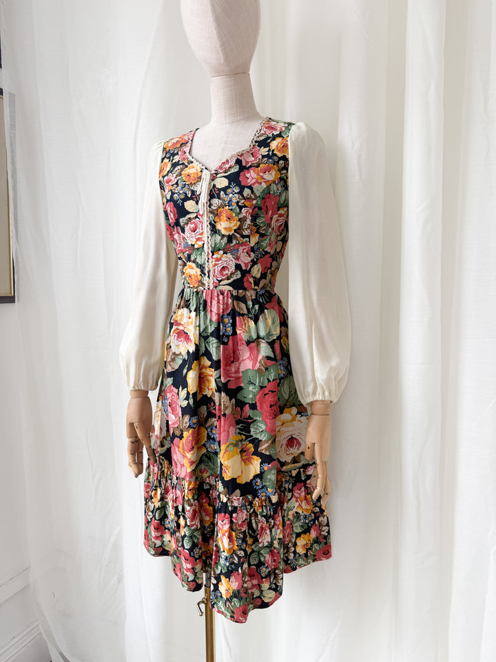 Pretty 1970s Corset Bodice Cotton Floral Midi Dress