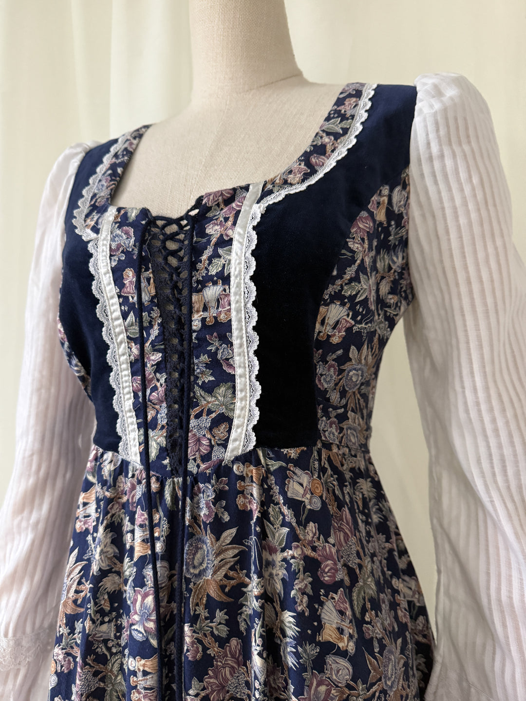 Divine Holy Grail Rare 70s Gunne Sax Child Print Cotton Maxi Dress