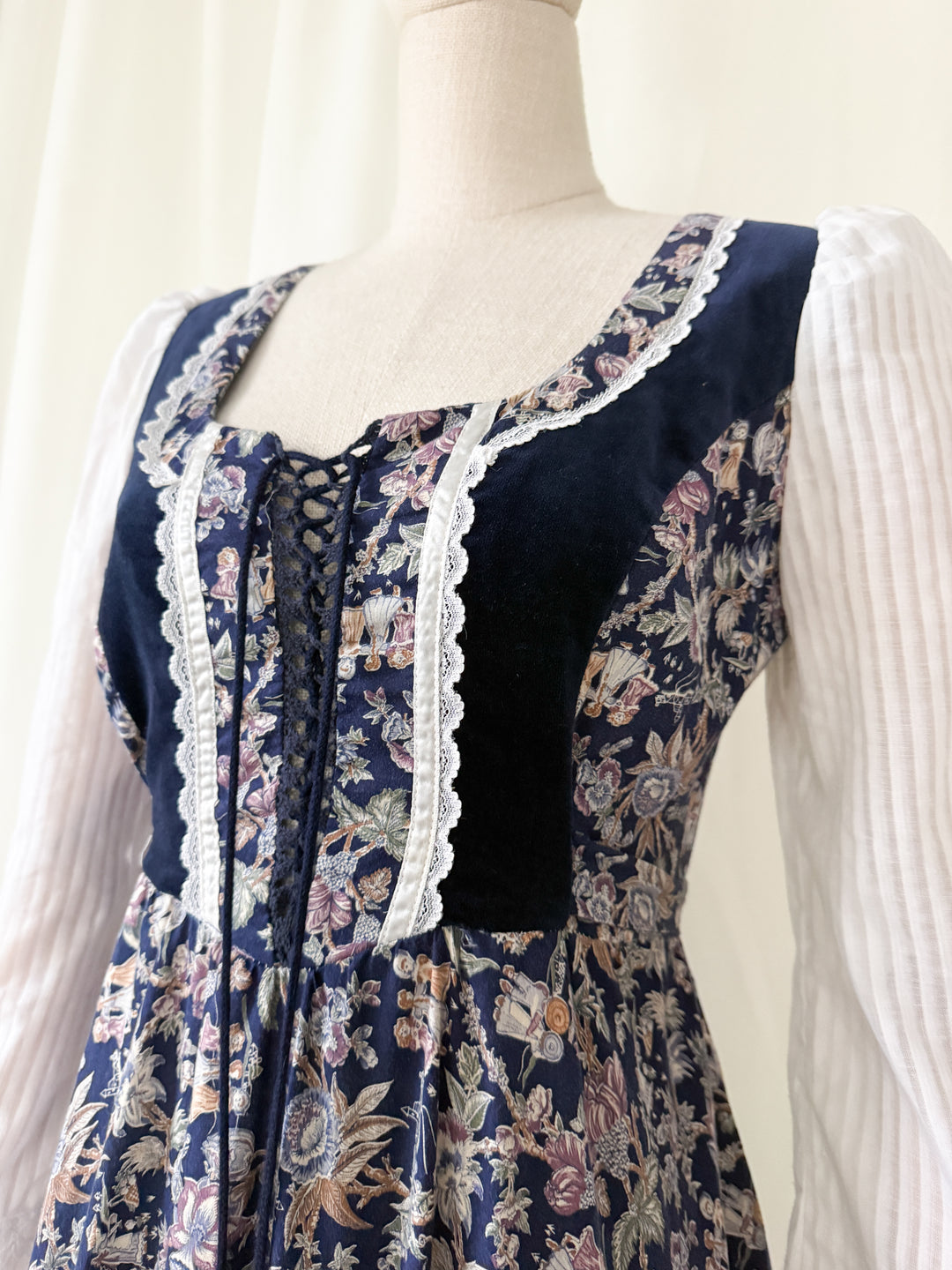 Divine Holy Grail Rare 70s Gunne Sax Child Print Cotton Maxi Dress