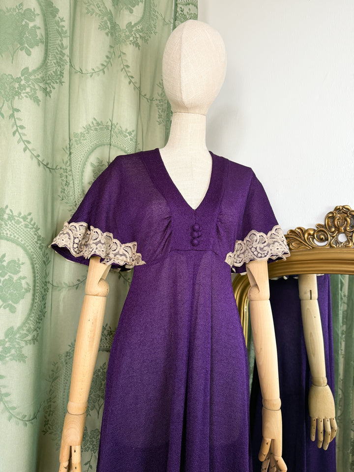 AURORE ~ GORGEOUS 1970S LACE TRIMMED PURPLE MAXI DRESS