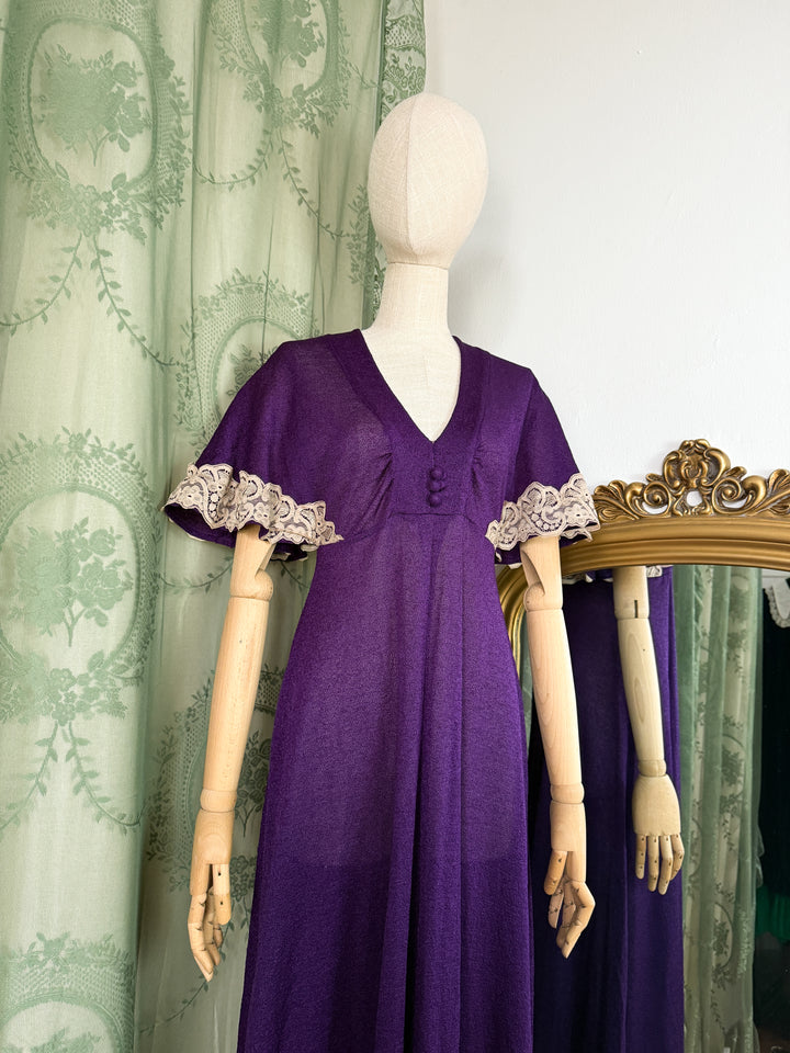 AURORE ~ GORGEOUS 1970S LACE TRIMMED PURPLE MAXI DRESS
