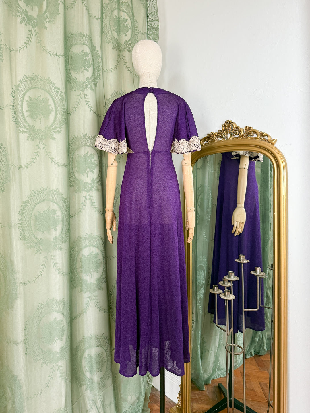 AURORE ~ GORGEOUS 1970S LACE TRIMMED PURPLE MAXI DRESS