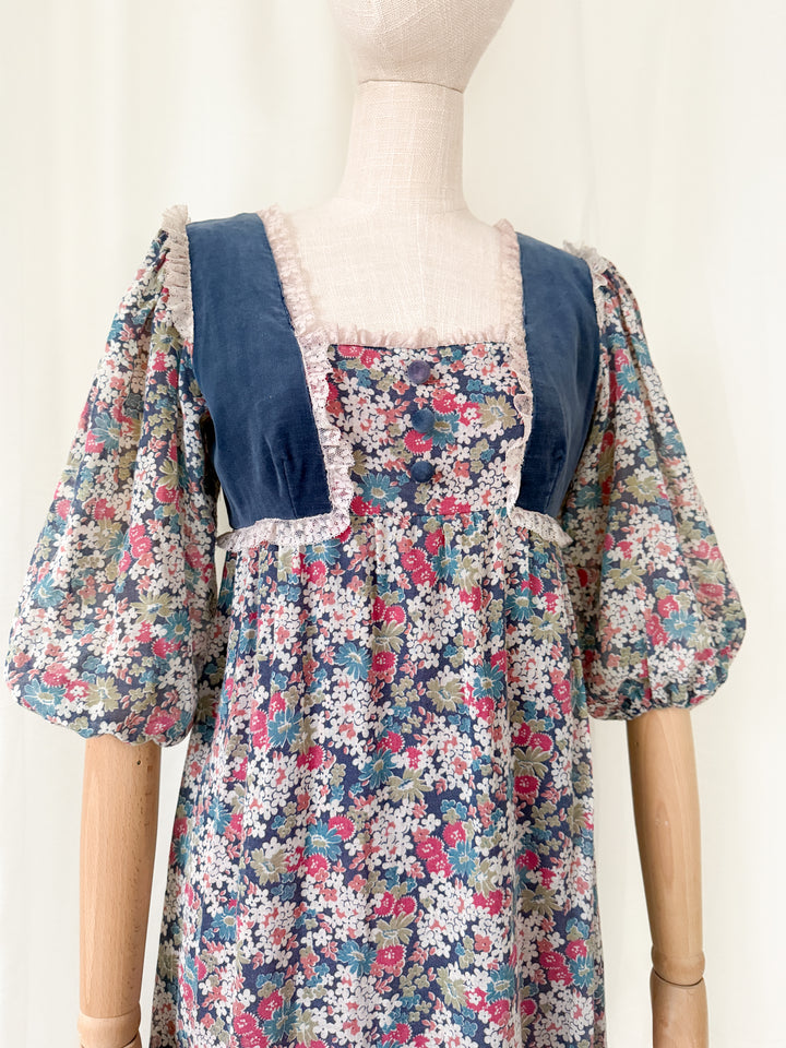 Gorgeous 1970s Floral Cotton Velvet Bodice Maxi Dress by Debenhams