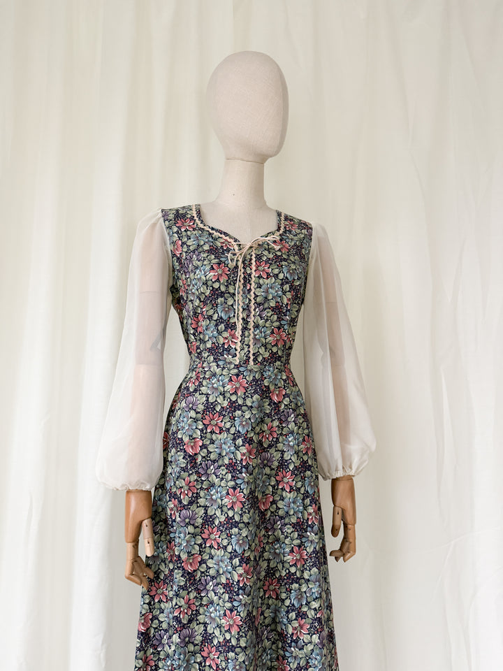 Romantic 70s Floral Cotton Eyelet Bodice Prairie Dress