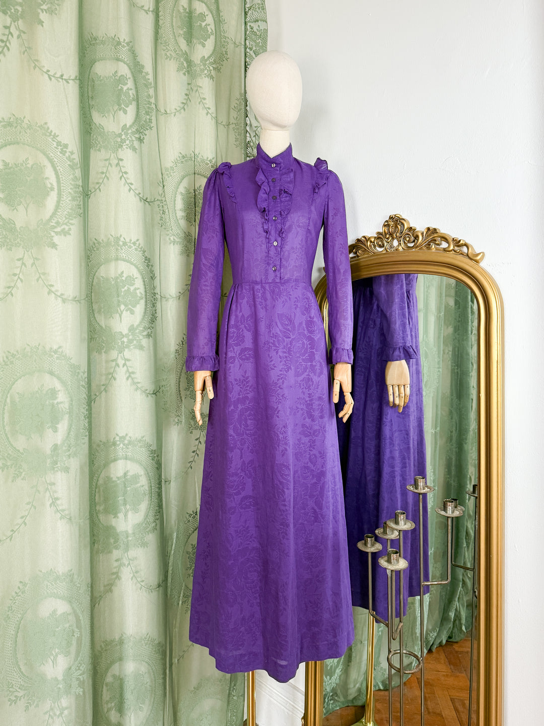 DAMASK ~ INCREDIBLE RARE LATE 1960S PURPLE FLORAL COTTON MAXI DRESS BY The Pansy Garden DAMASK ~ INCREDIBLE RARE LATE 1960S PURPLE FLORAL COTTON MAXI DRESS BY The Pansy Garden