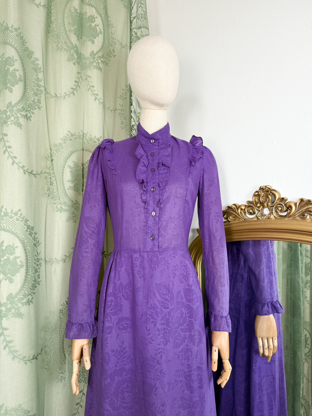 DAMASK ~ INCREDIBLE RARE LATE 1960S PURPLE FLORAL COTTON MAXI DRESS BY QUAD