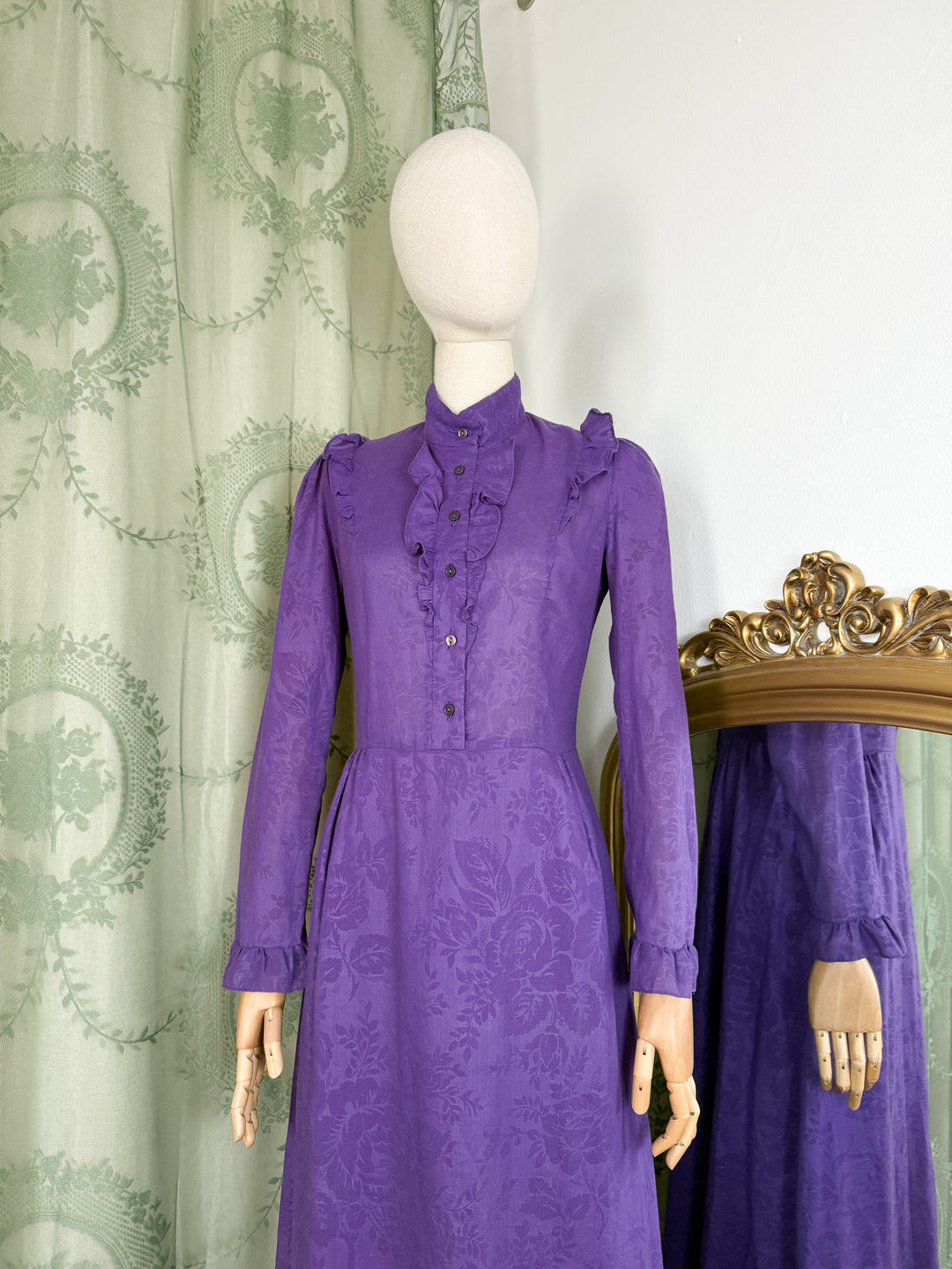 DAMASK ~ INCREDIBLE RARE LATE 1960S PURPLE FLORAL COTTON MAXI DRESS BY QUAD