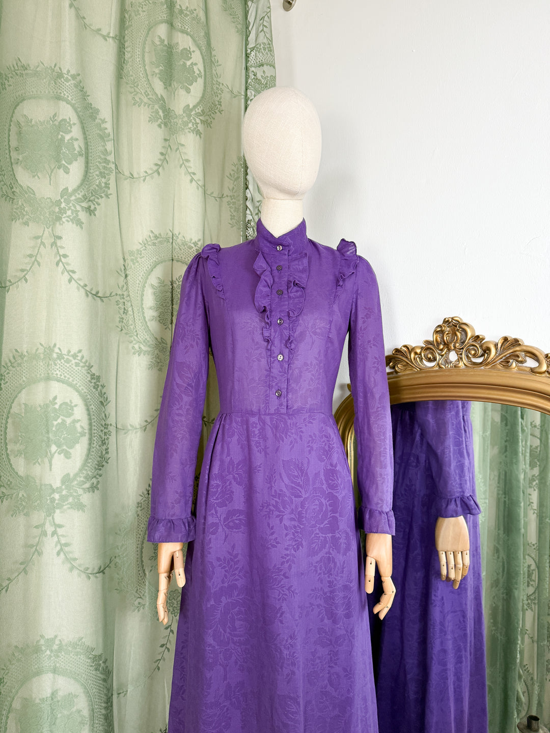 DAMASK ~ INCREDIBLE RARE LATE 1960S PURPLE FLORAL COTTON MAXI DRESS BY QUAD