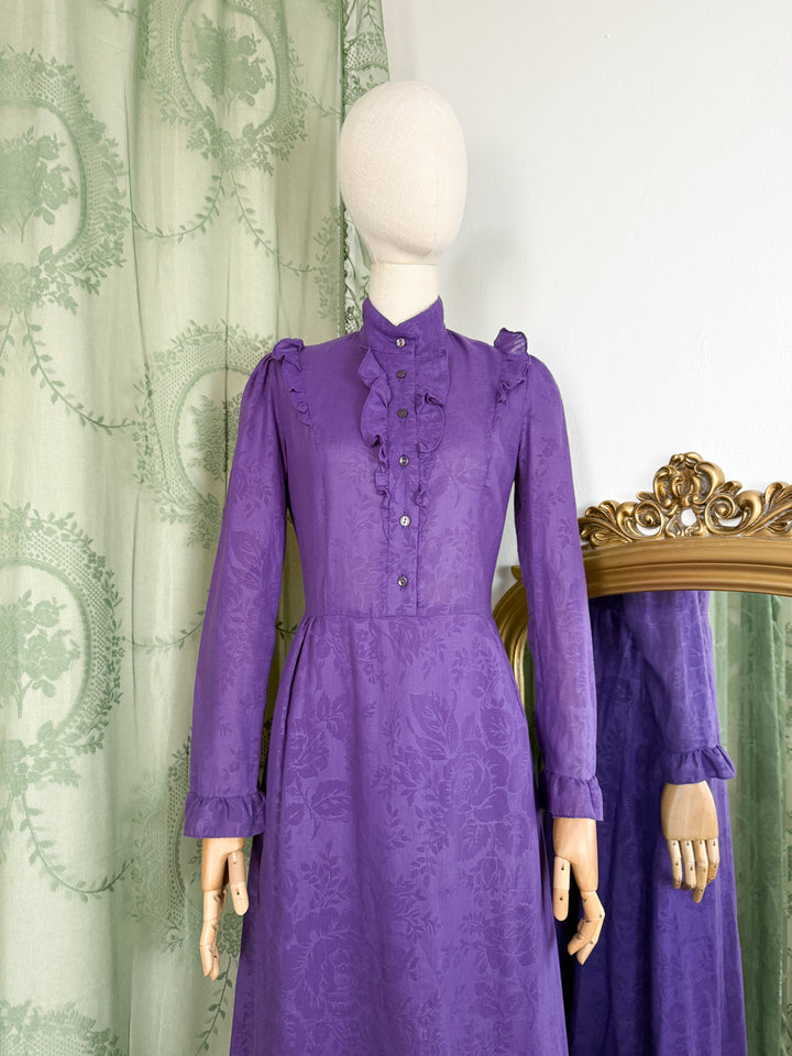 DAMASK ~ INCREDIBLE RARE LATE 1960S PURPLE FLORAL COTTON MAXI DRESS BY QUAD