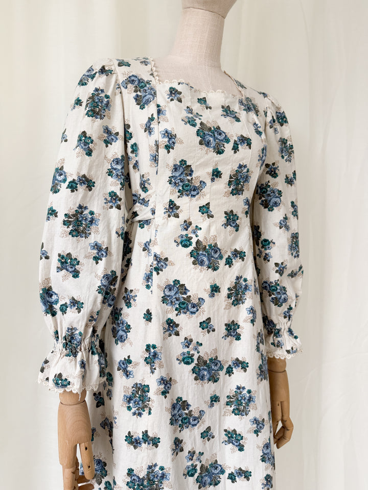 Gorgeous 70s Soft Raw Cotton Floral Prairie Dress