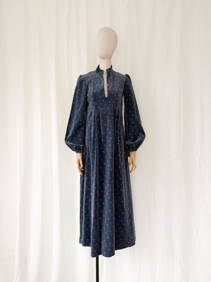 Divine Rare Breathtaking 70s Blue Velvet Maxi Smock Dress by Jebina
