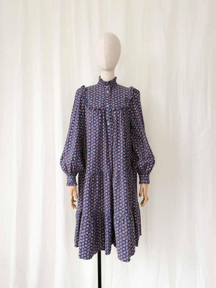 Pretty Rare 1970s Laura Ashley Floral Cotton Smock Dress