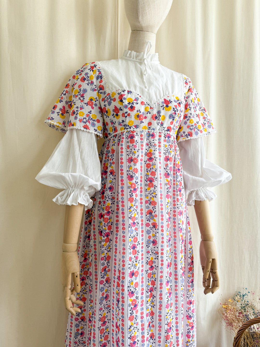 Magical 1970s Layered Sleeve Floral Cotton Maxi Dress