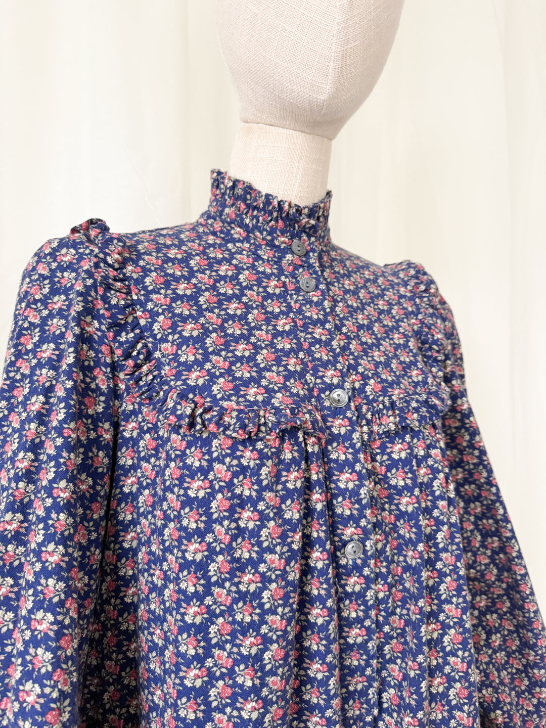 Pretty Rare 1970s Laura Ashley Floral Cotton Smock Dress