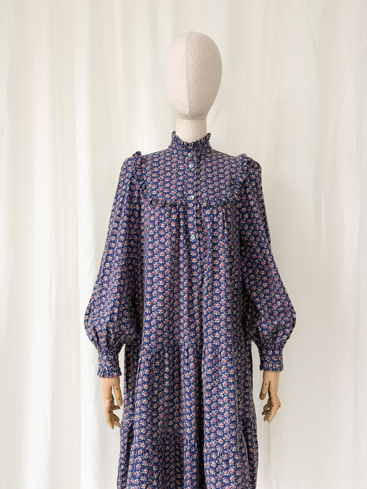Pretty Rare 1970s Laura Ashley Floral Cotton Smock Dress