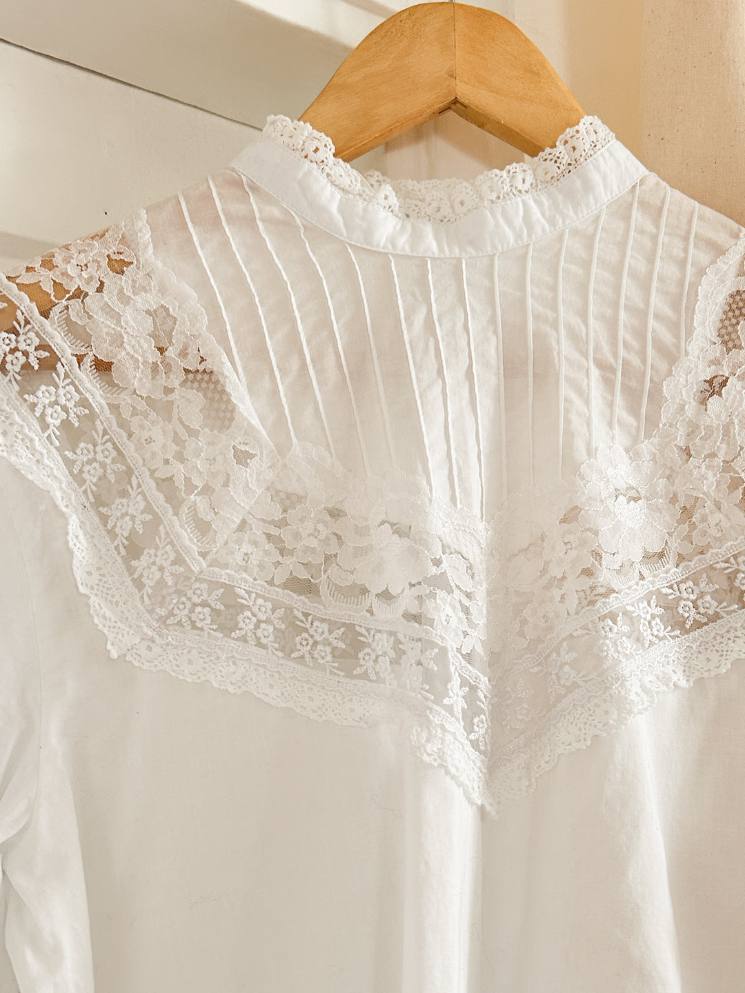 Beatrix white cotton and lace 70s blouse