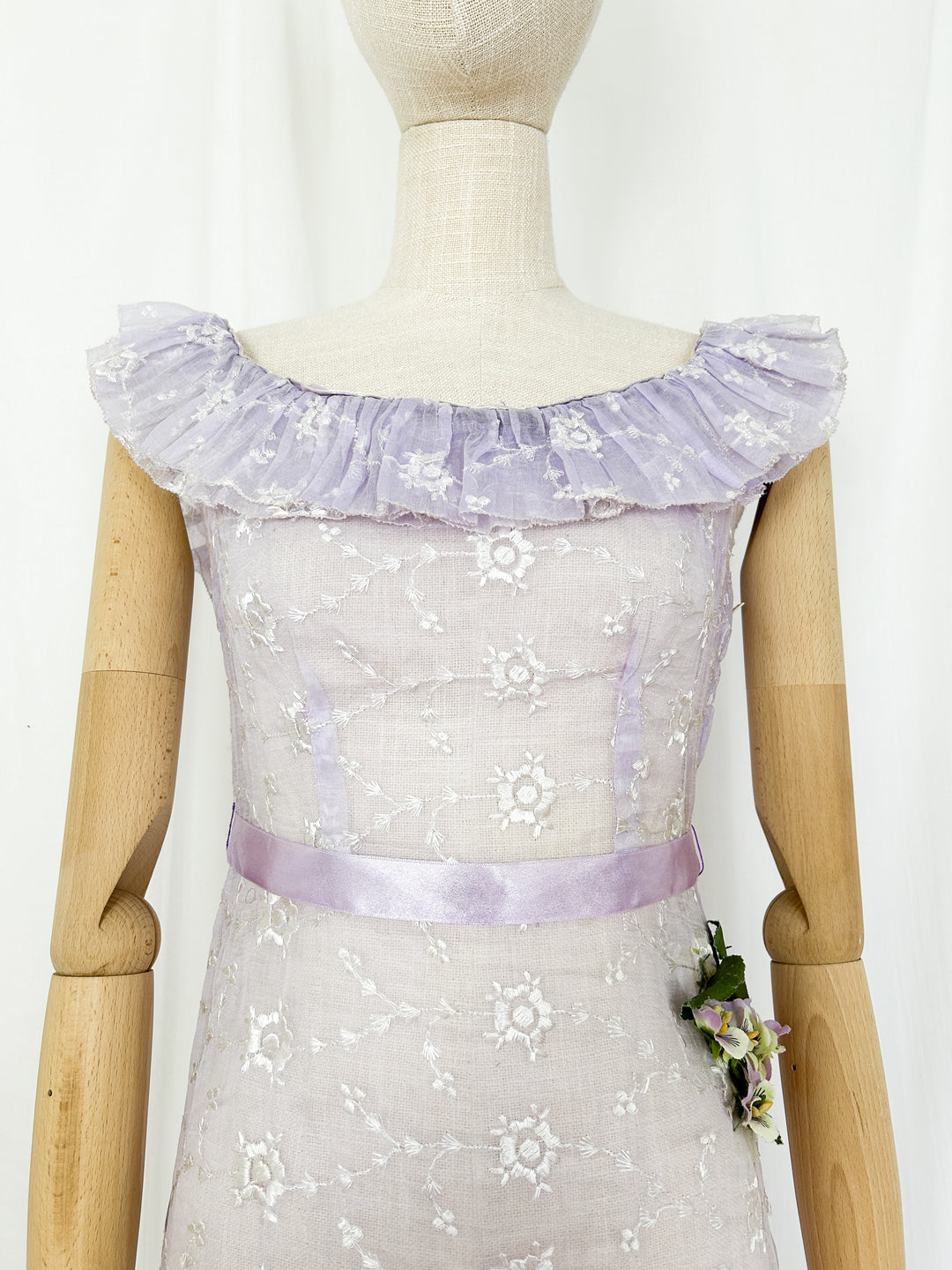 The Lilac ~ stunning 1930s cotton organdy dress