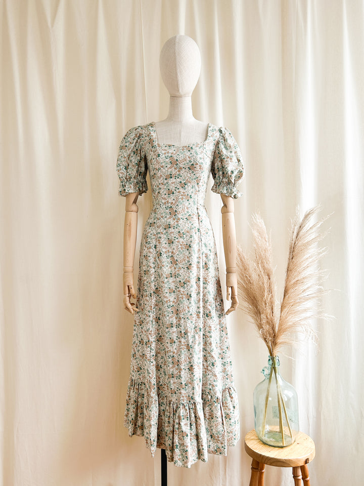 The Maple ~ heavenly one of a kind thick cotton 70s prairie dress