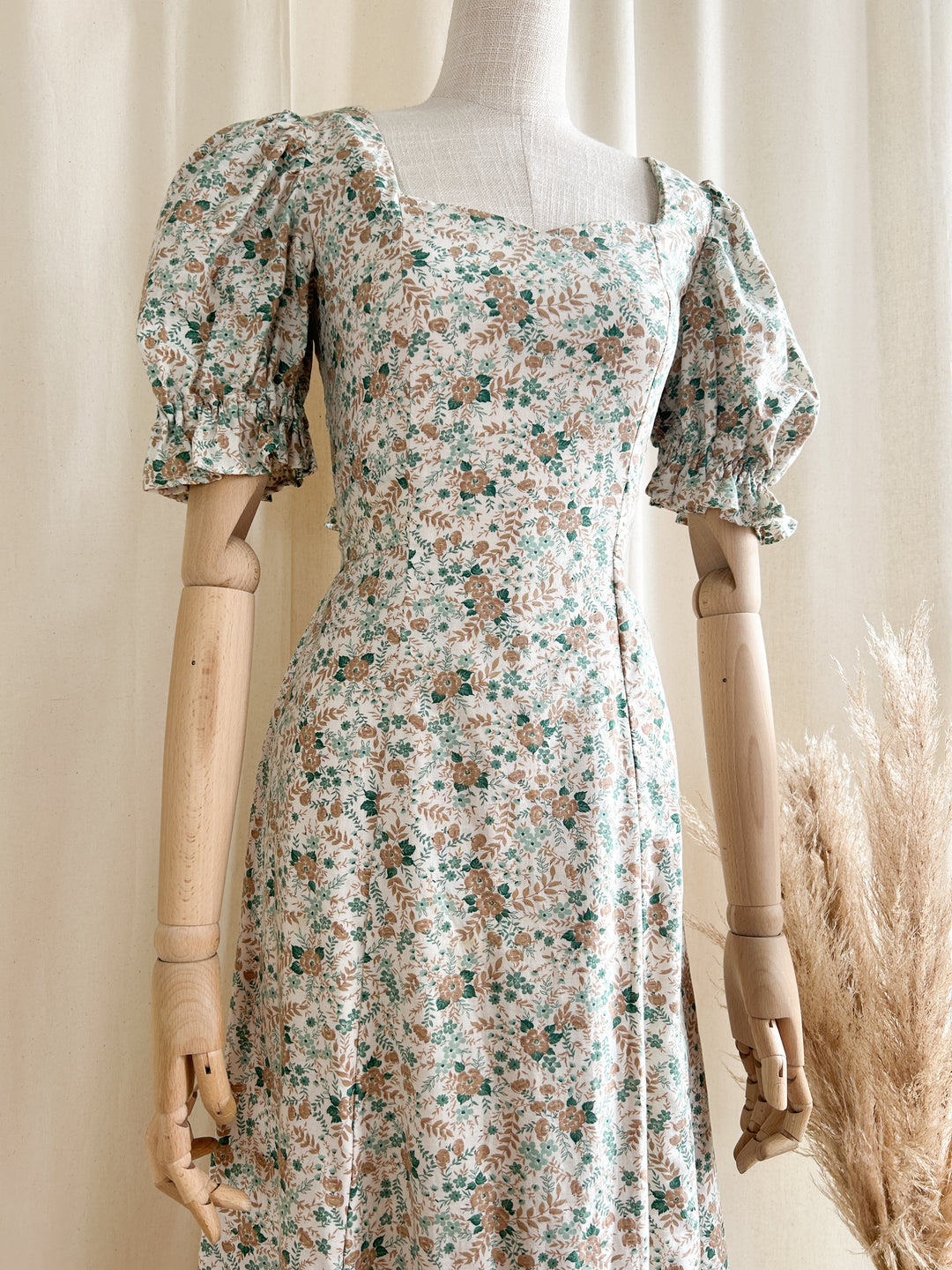 The Maple ~ heavenly one of a kind thick cotton 70s prairie dress