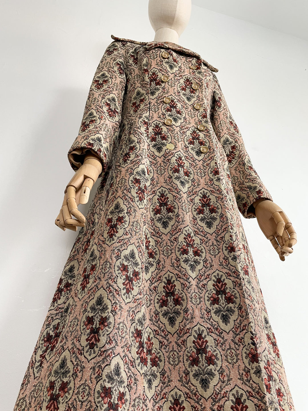 The Tapestry Rose 1970s Maxi Coat