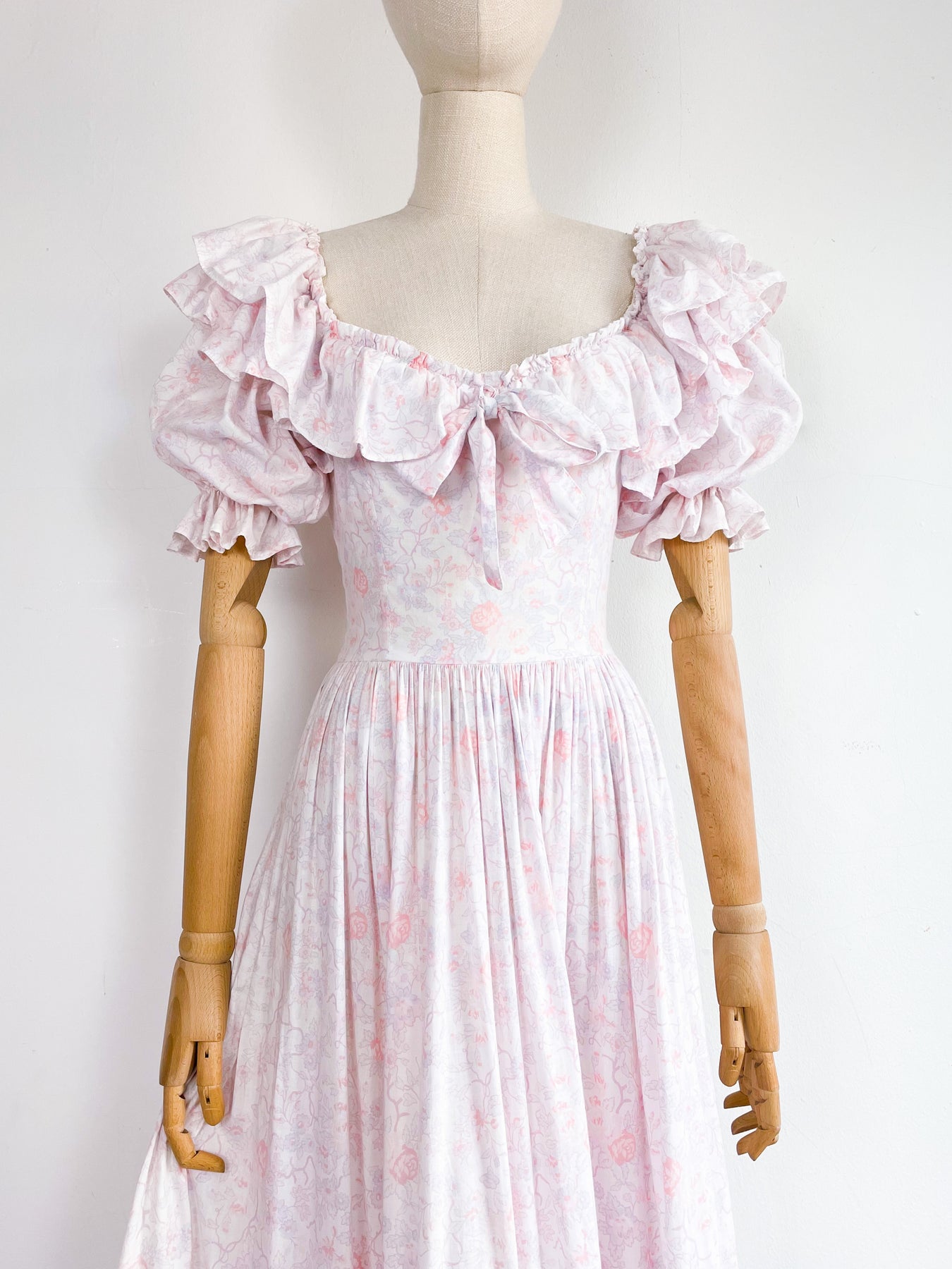 The Bo Peep – The Pansy Garden