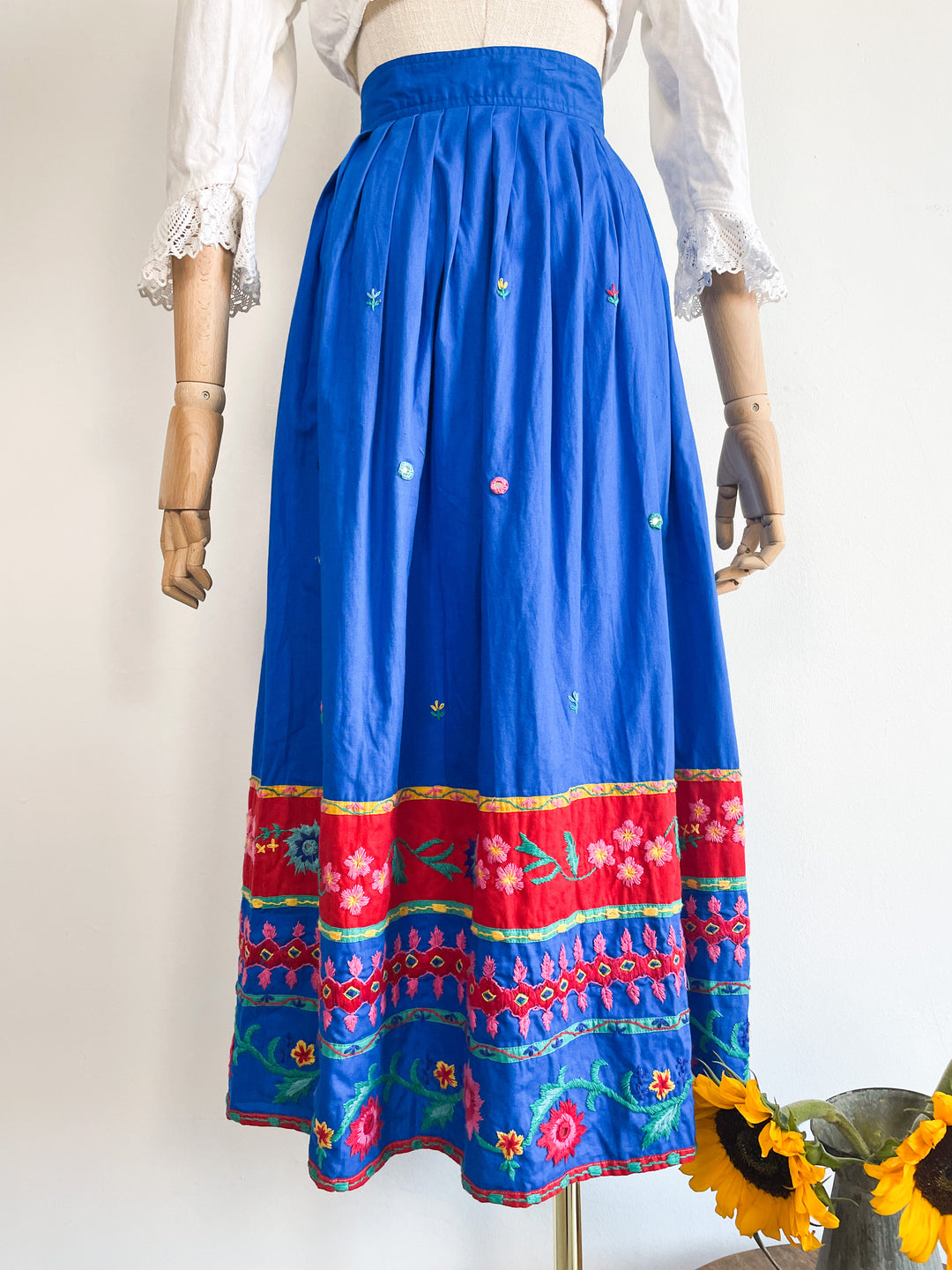 The Mumbai 70s Skirt